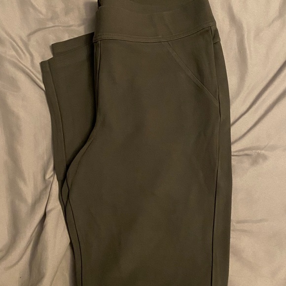 Gray Stretchy Skinny Pant - Picture 2 of 3